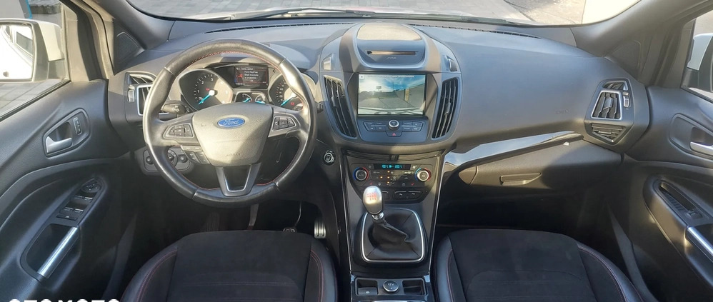 Ford Kuga cena 84900 przebieg: 119950, rok produkcji 2018 z Kielce małe 106